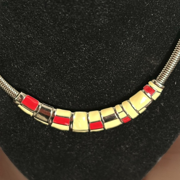 Beautiful vintage art deco Monet enamel snake chain necklace. Signed. - Picture 4 of 7